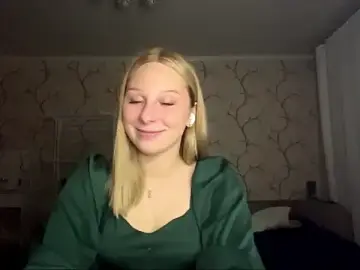 Stripchat Free Porn Cam of AvelinaCoch
