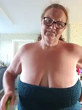 Stripchat Private Sex Chat of MissQueenBeex