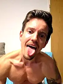 Stripchat Free Porn Cam of Mystery_Mark