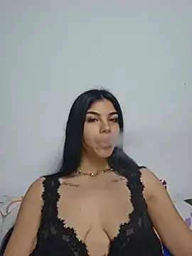 Stripchat Sex Cam of Crissdesire