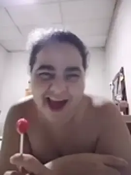 Stripchat Adult Webcam of Golositadeamor