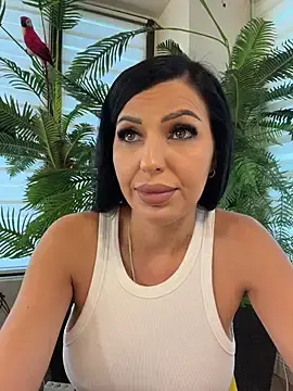 Stripchat Free Live Porn of ReynaMorel