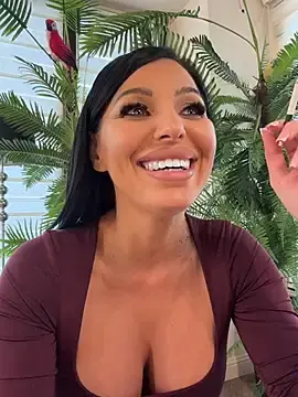 Stripchat Best live sex cam show of ReynaMorel