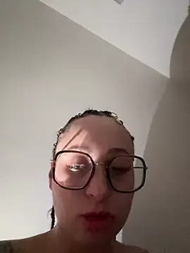 Stripchat Live Porn of queenlo_xxx
