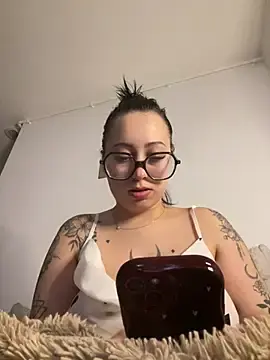 Stripchat Live Porn of queenlo_xxx
