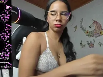 Stripchat Adult Webcam of alisson_hoffman05
