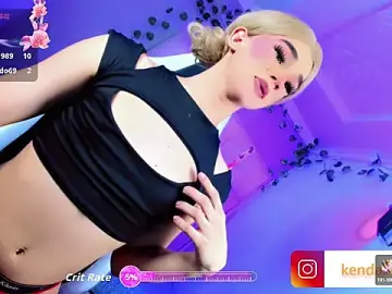 Stripchat Live Sex Cam of Sophiaa_doll_