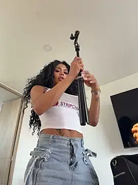 Stripchat Live Sex of HOT_LADY_777