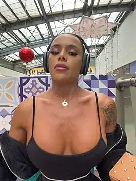 Stripchat Best Webcam of HOT_LADY_777