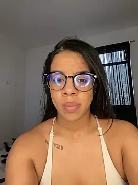 Stripchat Sex Cam of trianawhite