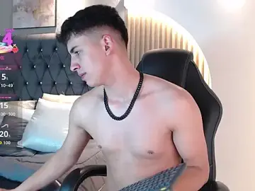 Stripchat Live Porn of AdrianRinaldi