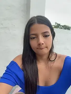 Stripchat Live Porn of EmmiiGlow