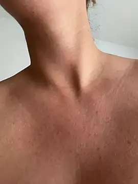 Stripchat Watch Live Sex Cams of Hii_Lolla