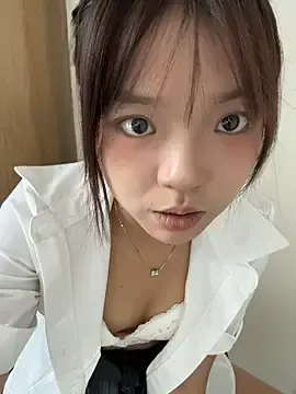 Stripchat Free Live Porn of ela_sisi