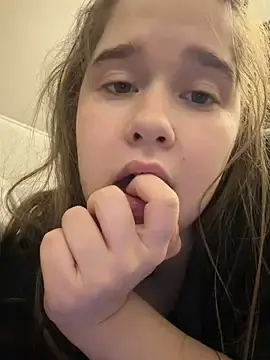 Stripchat Private Sex Chat of HornyGirlH