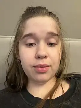 Stripchat Sex Cam of HornyGirlH