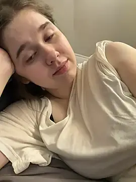 Stripchat Free Live Porn of HornyGirlH