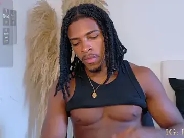 Stripchat Free Live Porn of Owen_222