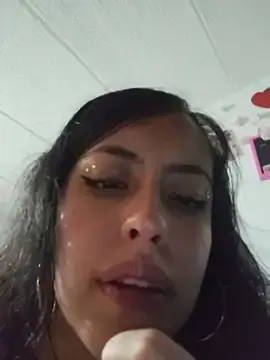 Stripchat Watch Live Sex Cams of Queen_Ashly