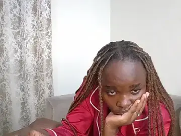 Stripchat Free Porn Cam of Sweetbigass_baby