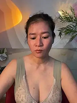 Stripchat Sex Cam of Miuxynh