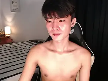 Stripchat Adult Webcam of asian_dai
