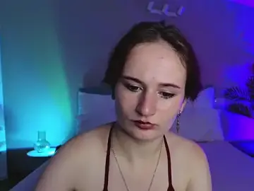 Stripchat Live Sex Cam of L1ittle_kitty_