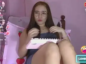 Stripchat Sex Chat of HornyAsian4uxx