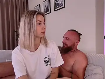 Stripchat Sex Cam of niki7377
