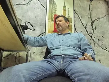 Stripchat Private Sex Chat of Max_QuintanaDaddy