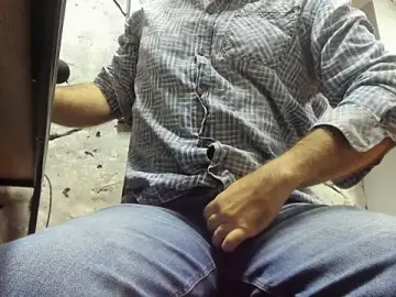 Stripchat Private Sex Chat of Max_QuintanaDaddy