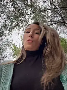 Stripchat Watch Live Sex Cams of Wonder_Kari