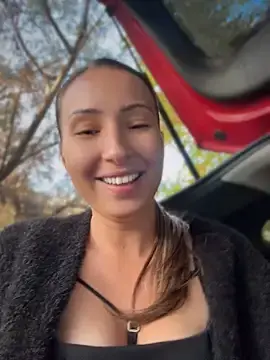 Stripchat Live Sex of Wonder_Kari