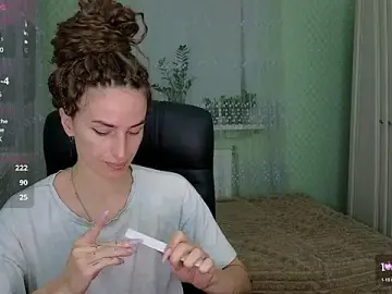 Stripchat Free Live Porn of xx_adrihanna_xx