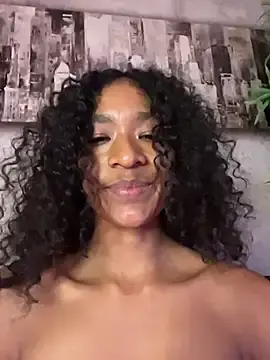 Stripchat Watch Live Sex Cams of SweetCheeksXXX