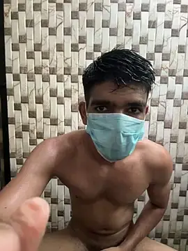 Stripchat Free Live Porn of BadBoyTom78