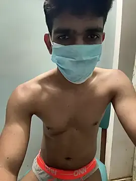 Stripchat Nude Webcam of Naughtytomboy78