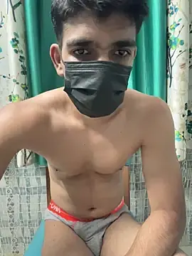 Stripchat Sex Cam of Naughtytomboy78