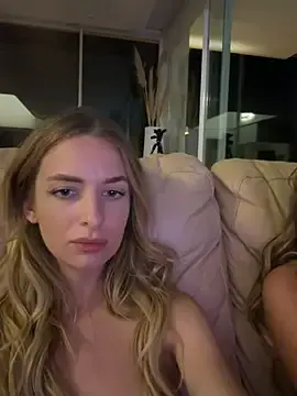 Stripchat Nude Webcam of EvieEvans