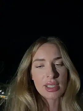 Stripchat Free Porn Cam of EvieEvans