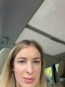Stripchat Nude Webcam of EvieEvans