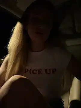 Stripchat Adult Webcam of EvieEvans