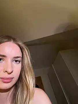 Stripchat Free Porn Cam of EvieEvans