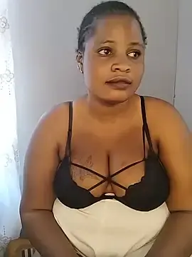 Stripchat Live Porn of JuicyHoney_01