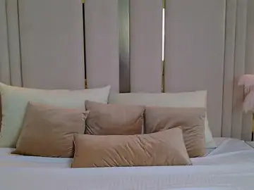 Stripchat Free Porn Cam of OliviaBrayan