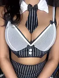 Stripchat Adult Webcam of Scarletbdsm69