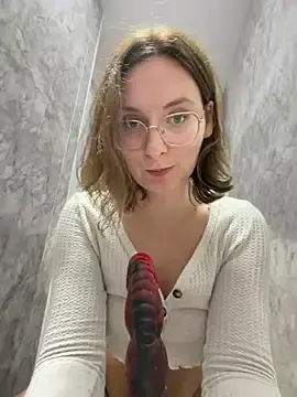 Stripchat Watch Live Sex Cams of The_Snowwhitee
