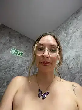 Stripchat Best Webcam of The_Snowwhitee