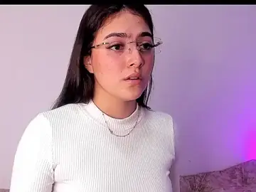 Stripchat Sex Chat of lili_turner