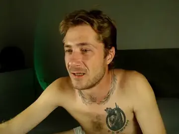 Stripchat Free Porn Cam of Arturswan